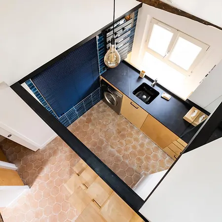 Le Saint Claude - Dans Le Marais *